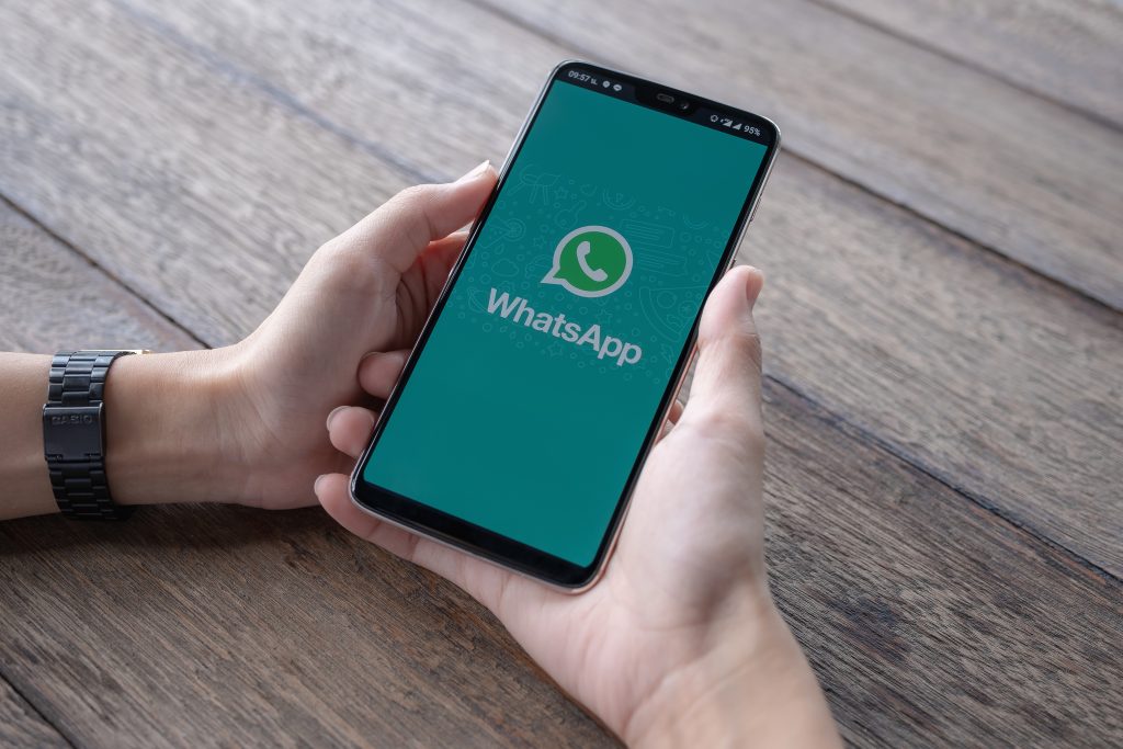 واتساب WhatsApp أم سيجنال signal ماهي شروط الخصوصية الجديدة؟ وماهي الفروقات؟